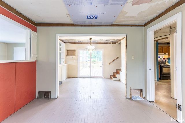 2717 E Stalf Road, Columbia City, IN 46725