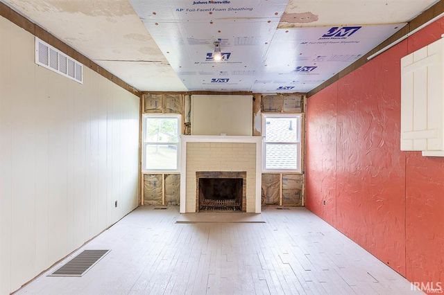 2717 E Stalf Road, Columbia City, IN 46725