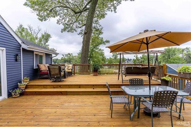 2717 E Stalf Road, Columbia City, IN 46725