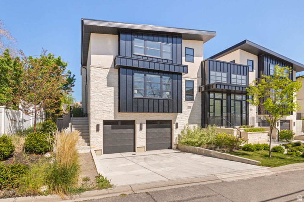 664 N EAST CAPITOL ST, Salt Lake City, UT 84103 — exterior