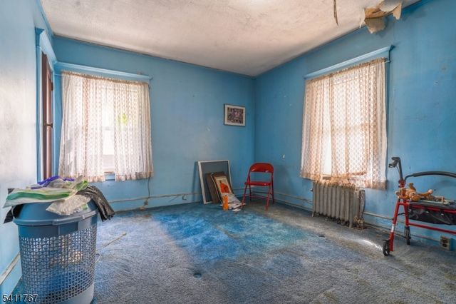 5 N 22Nd St, East Orange City, NJ 07017