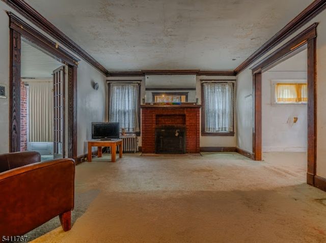 5 N 22Nd St, East Orange City, NJ 07017