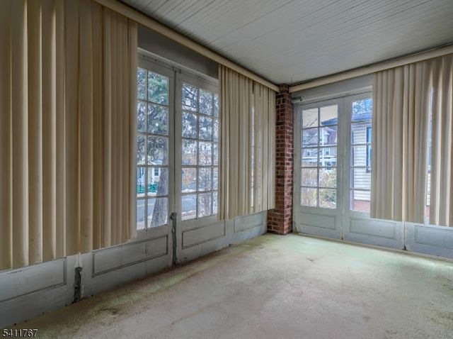 5 N 22Nd St, East Orange City, NJ 07017