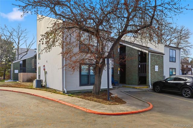 3550 S Harlan Street 124, Denver, CO 80235