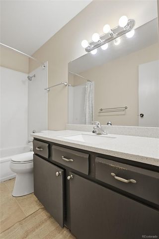 3550 S Harlan Street 124, Denver, CO 80235