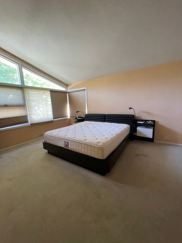 9010 Keeler Avenue, Skokie, IL 60076