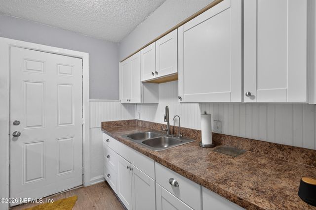5001 AVENUE B, Jacksonville, FL 32209