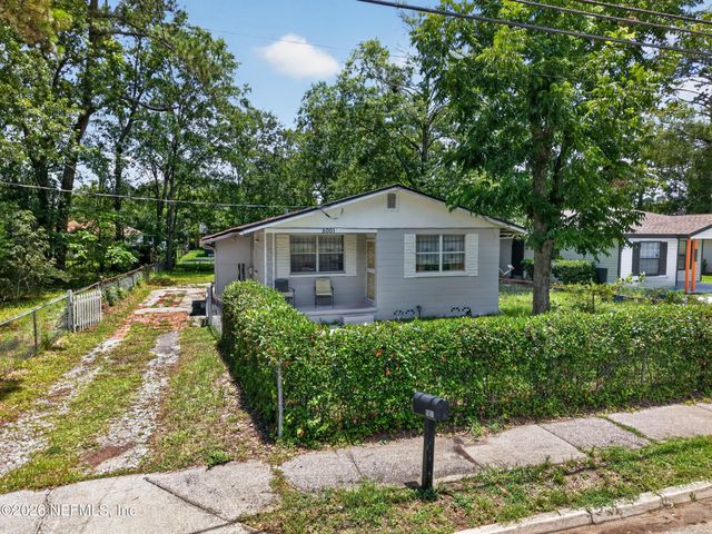 5001 AVENUE B, Jacksonville, FL 32209