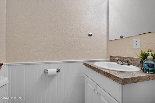 5001 AVENUE B, Jacksonville, FL 32209