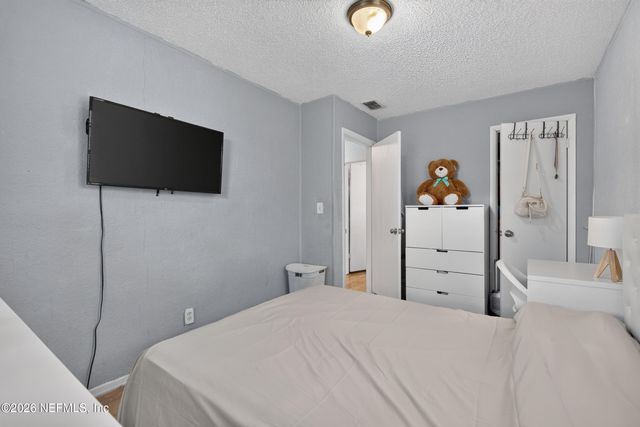 5001 AVENUE B, Jacksonville, FL 32209