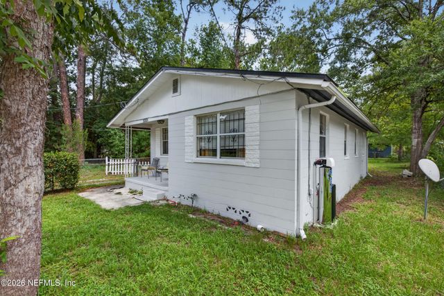 5001 AVENUE B, Jacksonville, FL 32209