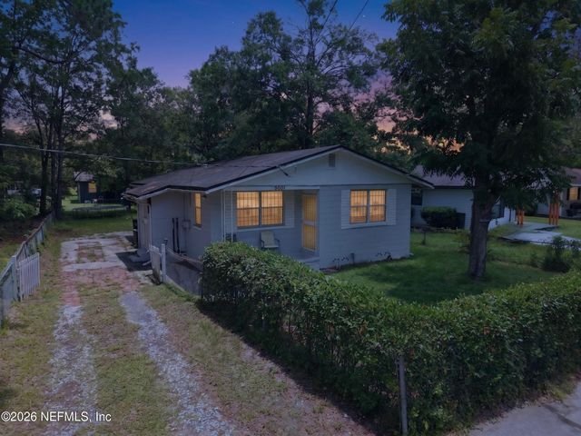 5001 AVENUE B, Jacksonville, FL 32209