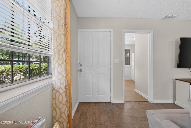 5001 AVENUE B, Jacksonville, FL 32209