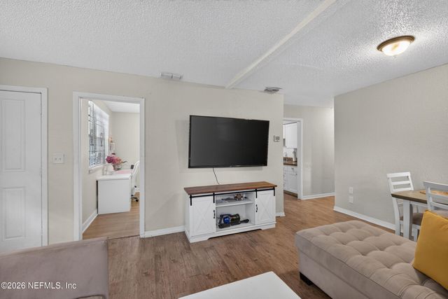 5001 AVENUE B, Jacksonville, FL 32209