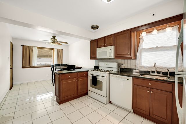 8627 S KOSTNER Avenue, Chicago, IL 60652