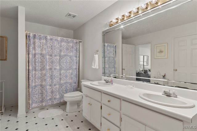 1414 River Ro, Tuscaloosa, AL 35406