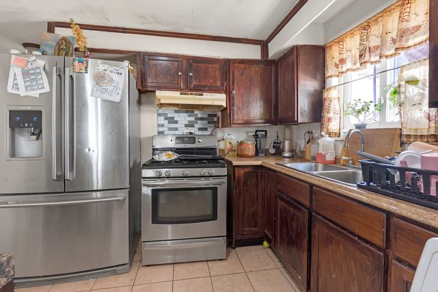 4541 S Laporte Avenue, Chicago, IL 60638
