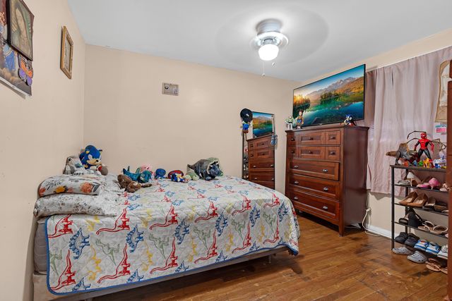 4541 S Laporte Avenue, Chicago, IL 60638