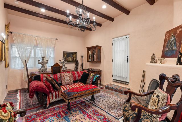 224 Artist Road 1, Santa Fe, NM 87501