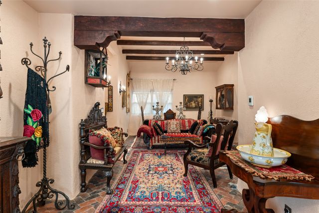 224 Artist Road 1, Santa Fe, NM 87501