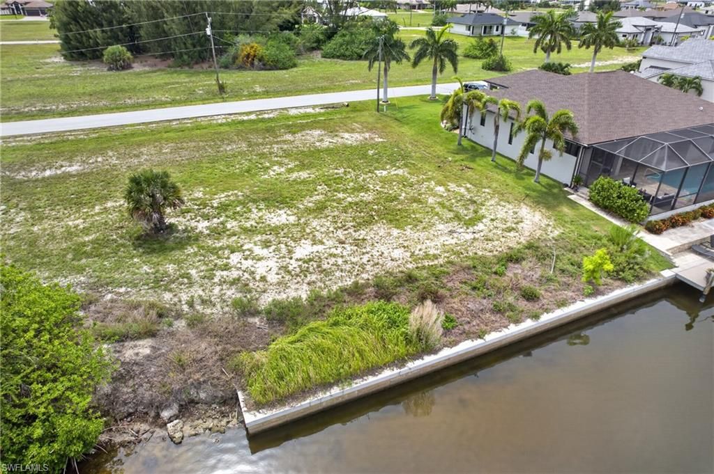 Image 5 of property listing at 2817 NW 45th AVE, Cape Coral, FL 33993