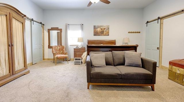 5160 Avenue B, Sheridan, TX 77475