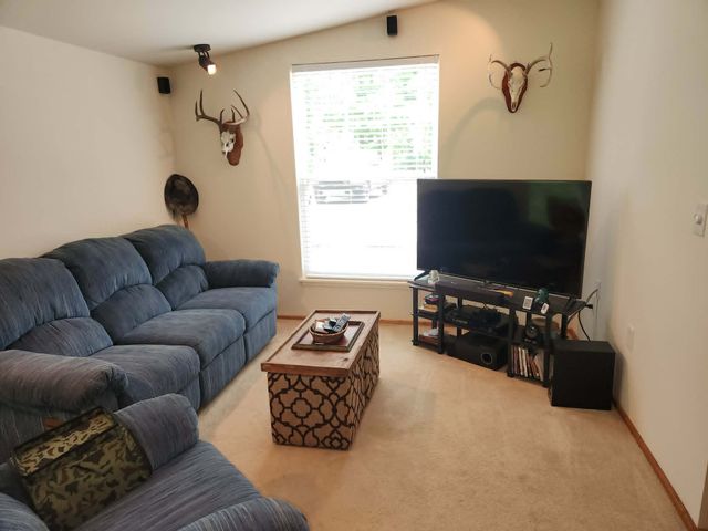 2132 Hidden Valley Dr, Nunnelly, TN 37137