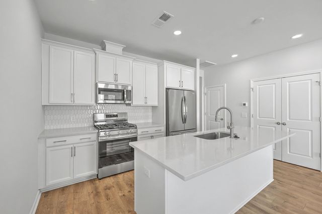 138 Cantona Drive, Summerville, SC 29483