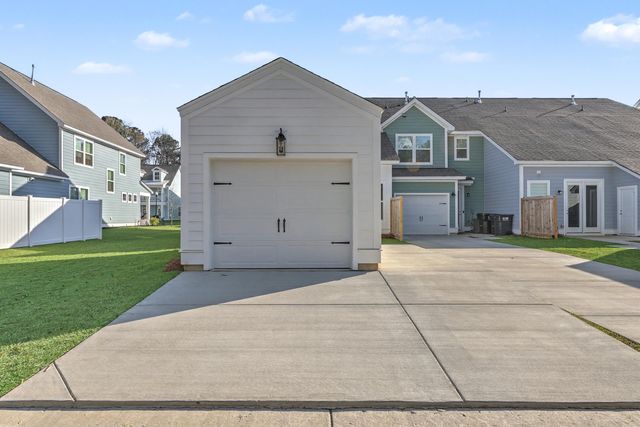 138 Cantona Drive, Summerville, SC 29483