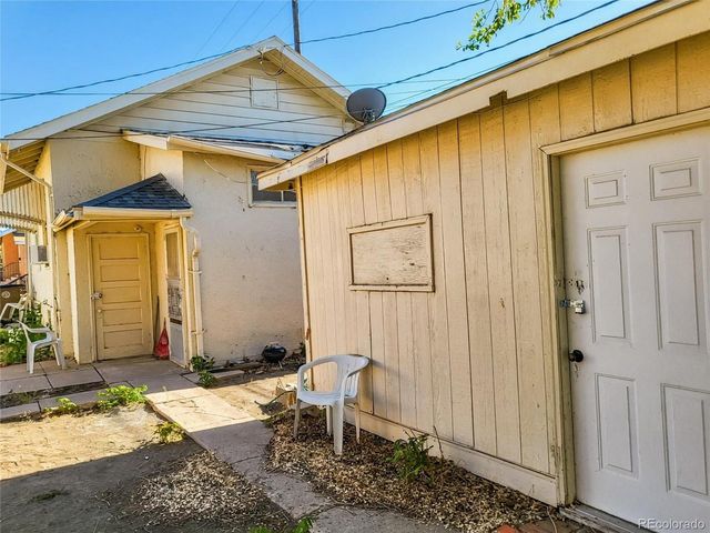 113 E 3rd St, La Junta, CO 81050