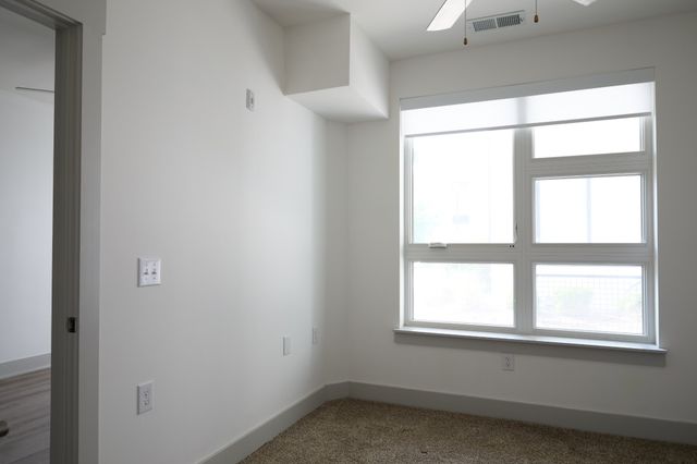 542 Southgate Ave Apt 205, Nashville, TN 37203