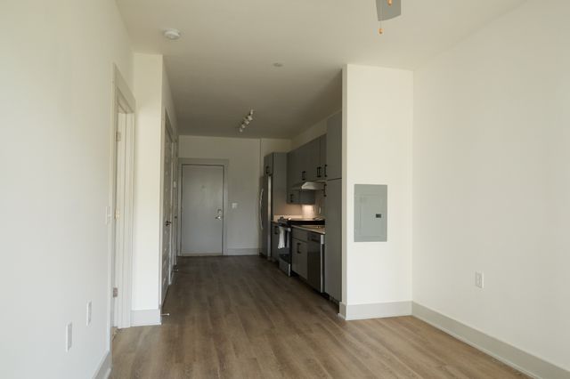 542 Southgate Ave Apt 205, Nashville, TN 37203