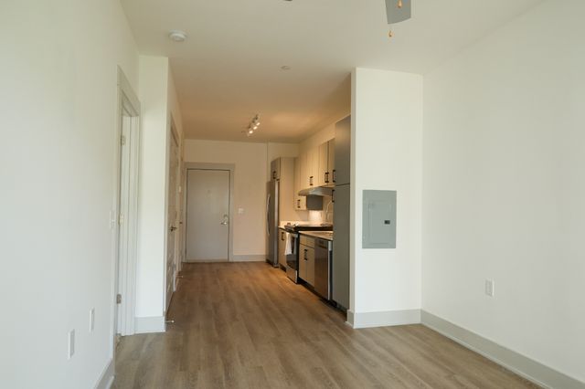 542 Southgate Ave Apt 205, Nashville, TN 37203