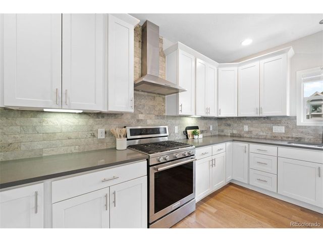 1721 Hooker St, Denver, CO 80204