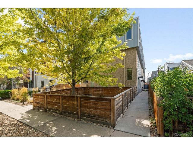 1721 Hooker St, Denver, CO 80204