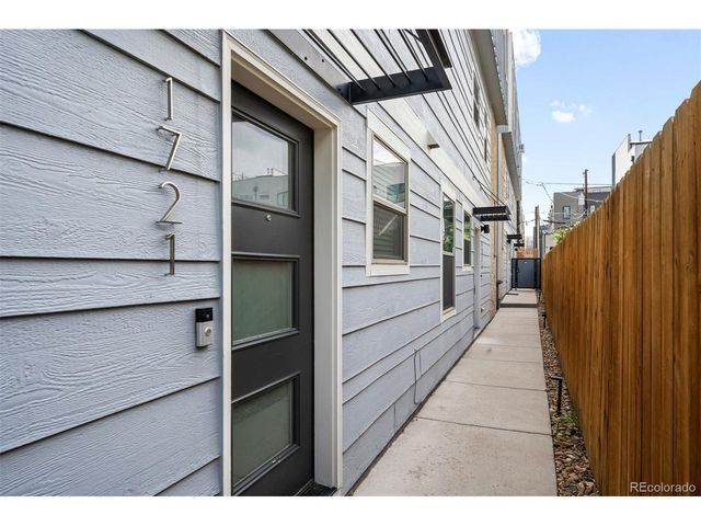 1721 Hooker St, Denver, CO 80204