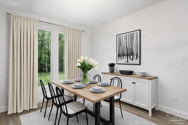 2769 Avalon St, Cantonment, FL 32533