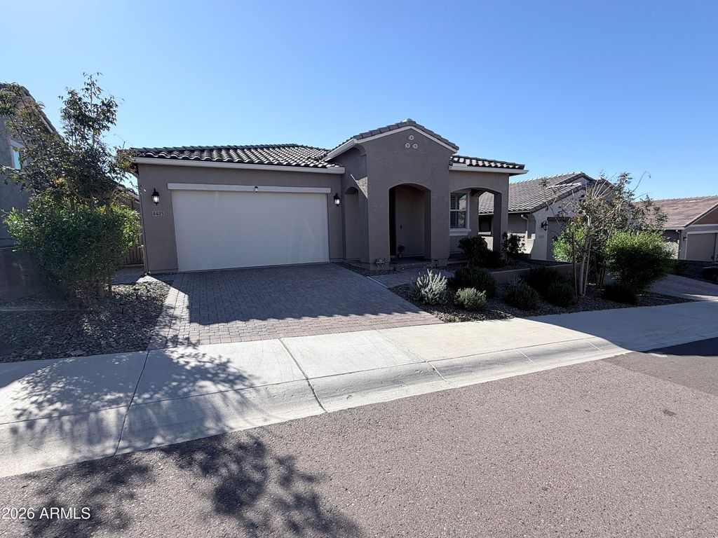 4405 W Palace Station Road, New River, AZ 85087