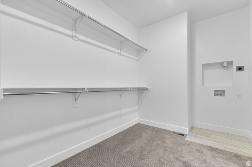 Image 11 of property listing at 868 N 1600 E #271, Salem, UT 84653