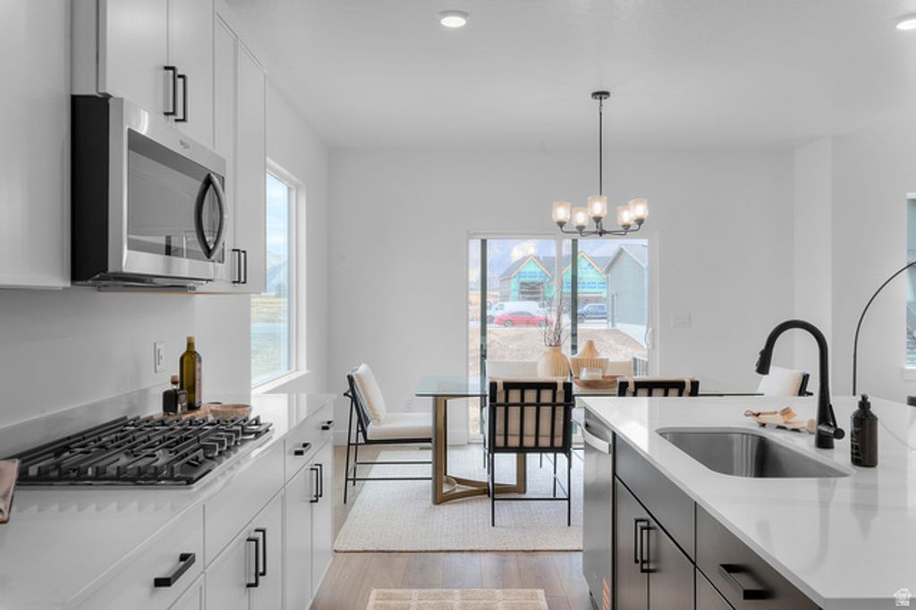 Image 3 of property listing at 868 N 1600 E #271, Salem, UT 84653