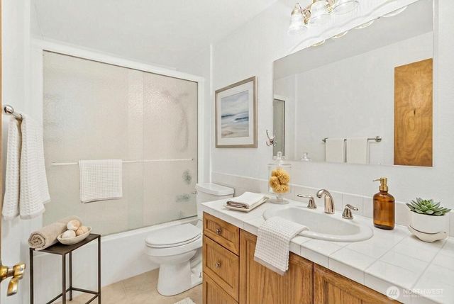 42904 SE 176th Street, North Bend, WA 98045