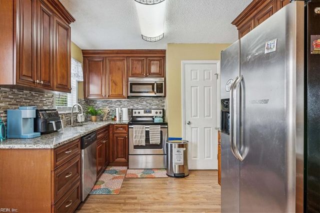 1640 Old Buckroe RD, Hampton, VA 23664