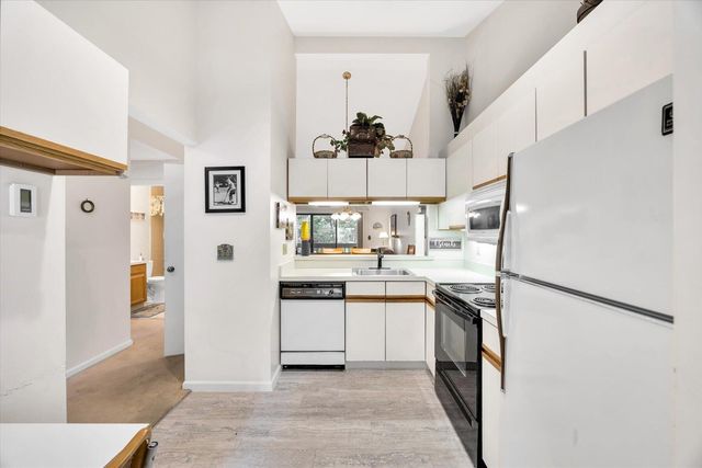 90 Eaton Lane UNIT 90, Brewster, MA 02631
