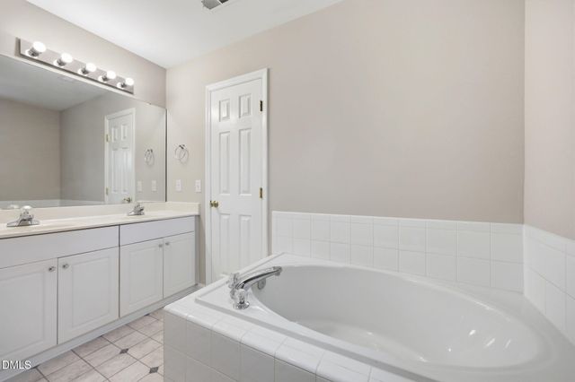 224 Cross Current Lane, Raleigh, NC 27610