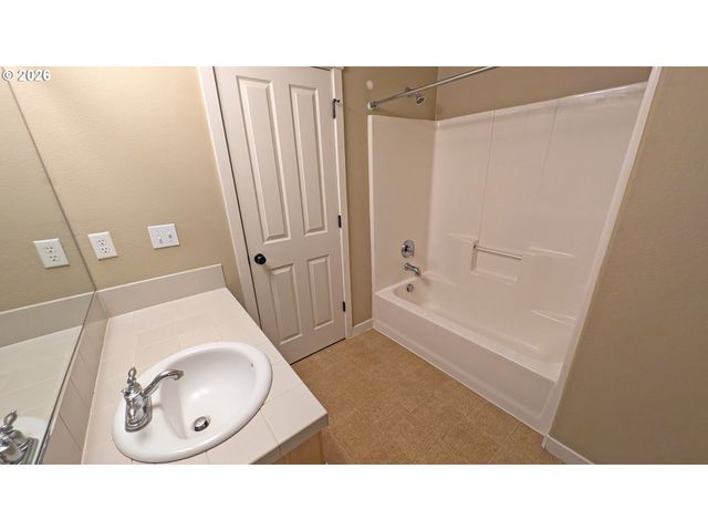 1248 Se BIANCA St, Hillsboro, OR 97123