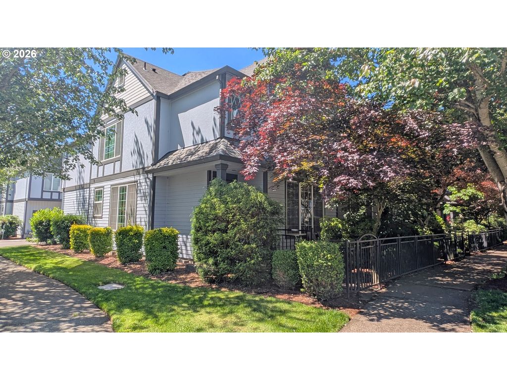 1248 Se BIANCA St, Hillsboro, OR 97123
