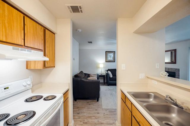 10401 Lamar Boulevard N B201, Austin, TX 78753