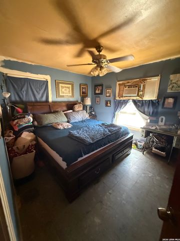 635 Weizmann, San Antonio, TX 78213