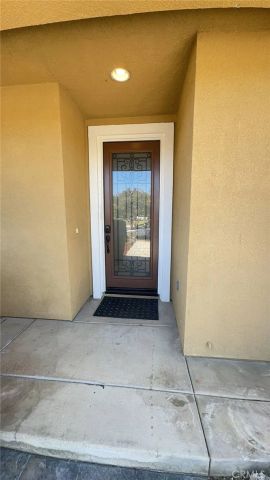 38265 Birch Court, Murrieta, CA 92562