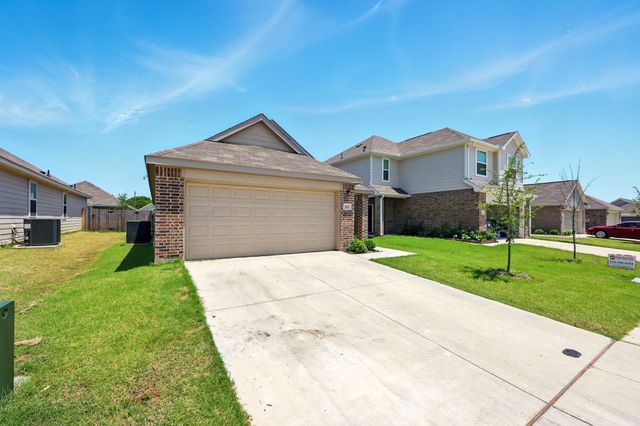 105 Musgrove Road, Everman, TX 76140
